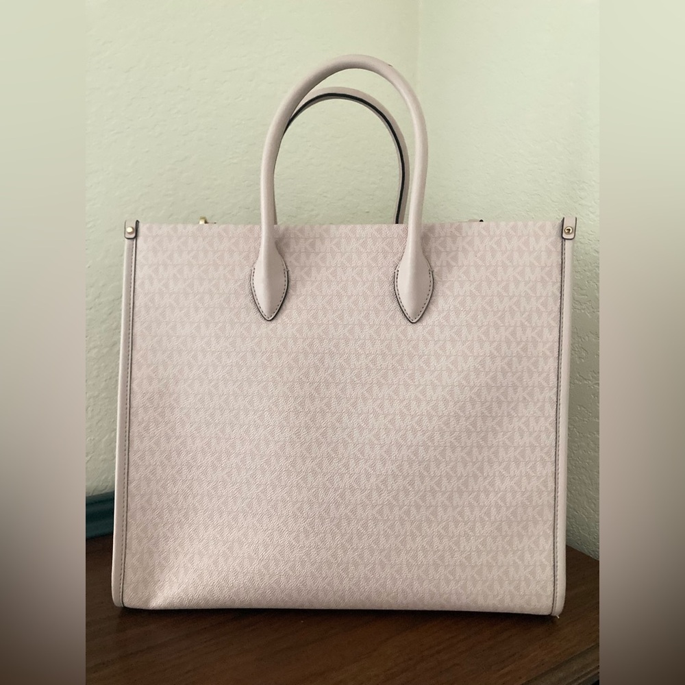MICHAEL KORS Mirella Large MK Tote Bag - Picture 3 of 12
